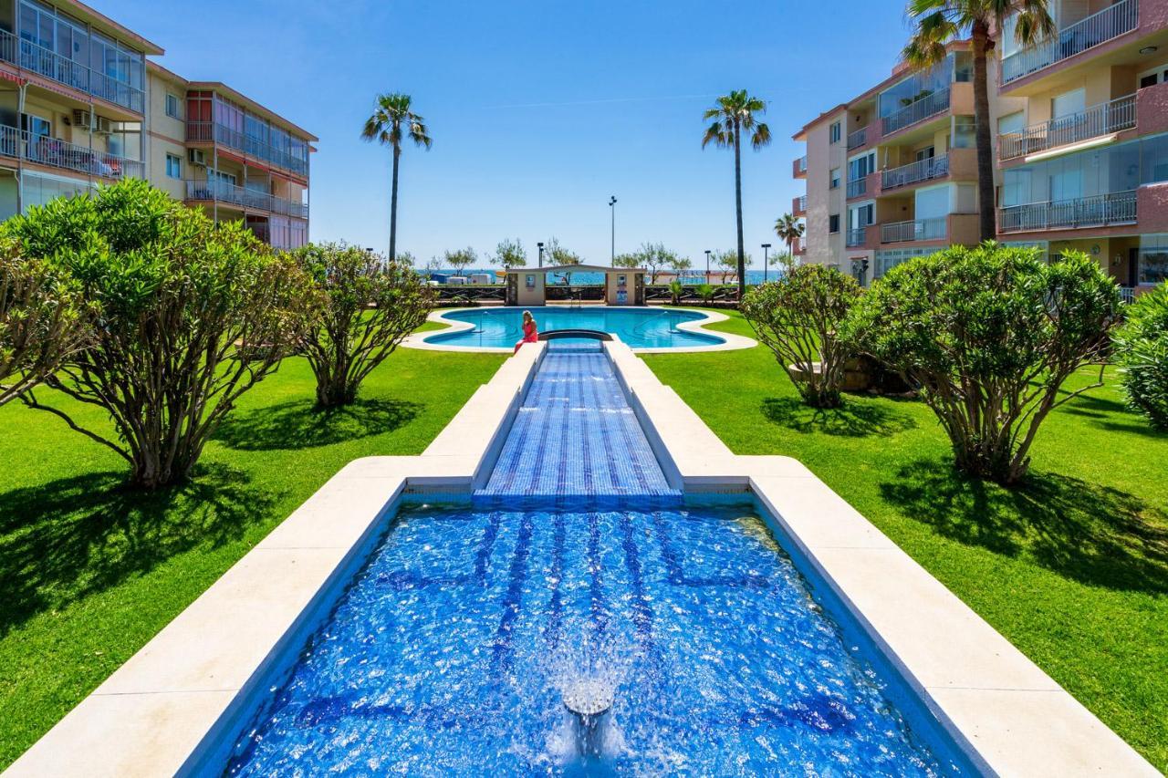 Beachfront Seaview Apartment In Los Boliches By Costarentals - Ref 141 Fuengirola Kültér fotó